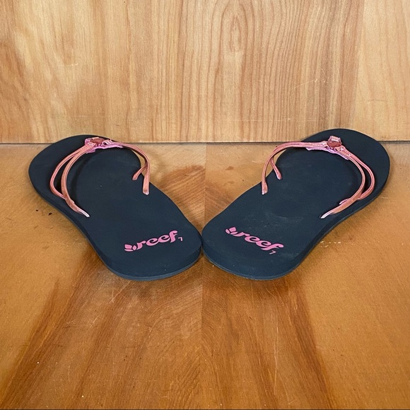 Womens 7 Reef Flip Flop Sandals Black Pink SEF1151 - Picture 4 of 9